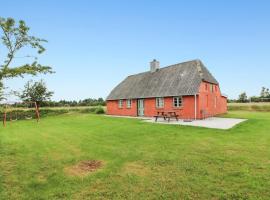 Holiday Home Eduard - 4-3km from the sea in Western Jutland by Interhome, cottage in Toftum