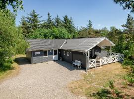 Holiday Home Lane - 675m from the sea in Western Jutland by Interhome, hotel con parking en Mølby