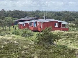 Holiday Home Aukusti - 600m from the sea in Western Jutland by Interhome