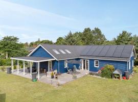 Holiday Home Thorth - 1-3km from the sea in Western Jutland by Interhome, cottage in Vejers Strand