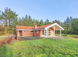 Holiday Home Salla - 1-2km from the sea in Western Jutland by Interhome, tradicionalna kućica u gradu 'Blåvand'