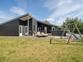 Holiday Home Siegfried - 500m from the sea in Western Jutland by Interhome