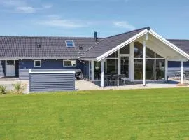 Stunning Home In Sydals With 4 Bedrooms, Sauna And Wifi
