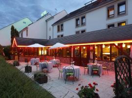 IKAR - Fasthotel Blois, hotel v destinaci Blois