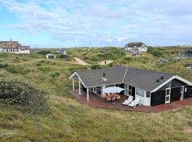 Holiday Home Wilma - 150m from the sea in Western Jutland, chalupa v destinaci Vejers Strand