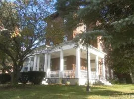 Inn at the Agora