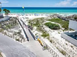 Short walk or shuttle to wide open public beach!