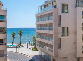 Torrevieja playa del Cura con vista al mar