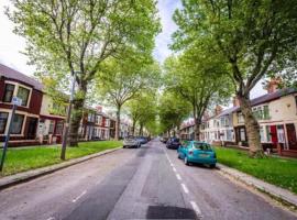 Rooms Anfield- 5 mins from LFC, ξενοδοχείο στο Λίβερπουλ