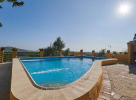 Awesome home in Peaflor with Outdoor swimming pool, WiFi and 3 Bedrooms