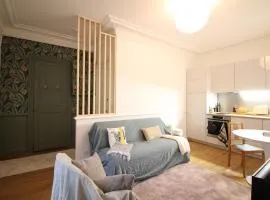 Beau T2 en centre-ville du Mont-Dore, au pied des Thermes, pour 4 pers, bien équipé, ascenseur, Wi-Fi - FR-1-608-241