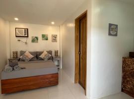 Hutch Lodging House, place to stay in El Nido