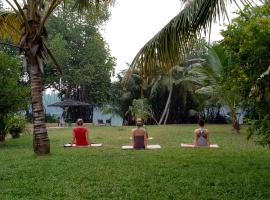 Mangrove villa - Yoga & Ayurveda, hotell sihtkohas Bentota