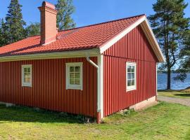 Cozy Home In Nssj With House Sea View, renta vacacional en Nässjö