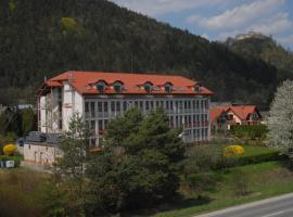 Hotel Podhradie, hotel v Považskej Bystrici
