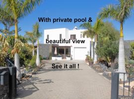 Villa Panoramica, Hotel in Yaiza