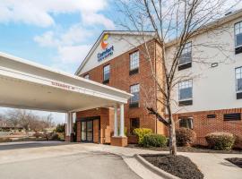 Comfort Inn & Suites, hotell i Lexington