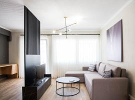 Stamatina's Luxury Apartments (Central 3rd floor), cheap hotel in Alexandroupoli