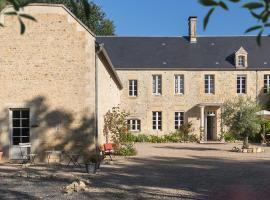 Gîte de charme La Cour Souveraine (Calvados), casa de hóspedes em Mosles