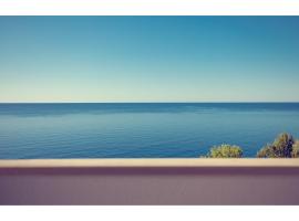 Condo with a breathtaking view, hotel u Dubrovniku