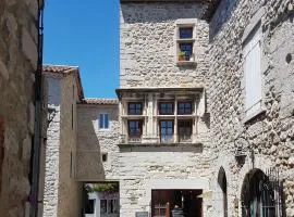 Maison du Baron - Centre historique de RUOMS