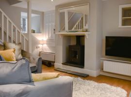 Treadle Cottage, holiday home in Kirkby Lonsdale