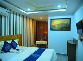 Hotel Housefinch Residency