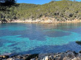 Rez-de-villa proche de la mer - Villa Temana, hotel perto de Clube de Golfe Dolce Frégate, Saint-Cyr-sur-Mer