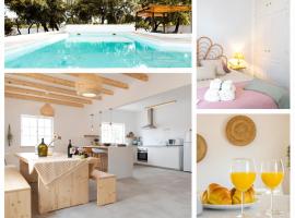 Casa Portus - Turismo Rural, hotel dengan kolam renang di Faro