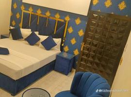 Hotel Royal Luxury Multan, hotell sihtkohas Multan