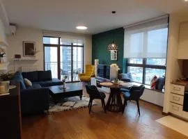2-Bedroom Oasis in the heart of the Waterfront