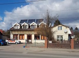 GuestHouse, guest house in Piaseczno