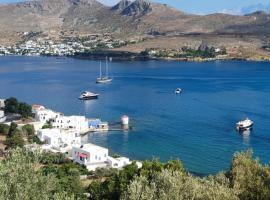 PATELO HOUSE, villa in Agia Marina