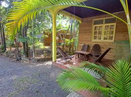 Résidence Les MANGUIERS OTANTIK, hotel in Pointe-Noire