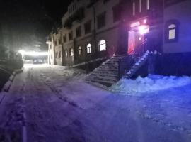 Готель Ланцелот, Hotel in Stene