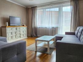 Przytulne mieszkanie/Cosy flat Chorzów, hotel u gradu Hožov