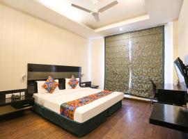 FabHotel Posh Classic, hotel in DLF Cyber City, Gurgaon