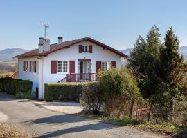 Maison Pikassariko - 4 Chambres proche frontière espagnole, vila u gradu 'Sare'