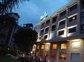 Sai Neem Tree Hotel, hotel in Shirdi