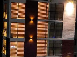 White Park Boutique Hotel, hotel poblíž Mezinárodní letiště Šah Amanat - CGP, Čitágáon