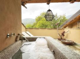 La Terrazza Naturas con romantica vasca per due, günstiges Hotel in Rossana