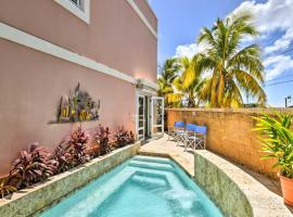 Fajardo Townhouse with Private Pool and Ocean View、ファハルドのホテル