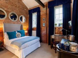 Duclos (Private Ensuite room) at Bicester Heritage, apartament a Bicester