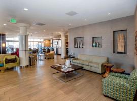 Springhill Suites by Marriott Pueblo Downtown, hotel di Pueblo