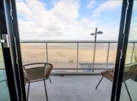 Premium Holidays - New modern apartment Oostkant with seaview at Westende, vacation rental in Westende