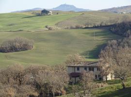 Podere Travagliola, farm stay in Castiglione dʼOrcia