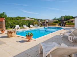 Villa Mariant con Piscina Privata, hotel con piscina en Ruffano