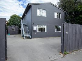 Two-Storey Apartment Main Street, hotel in Methven