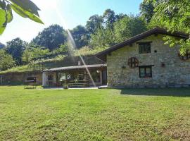 Casa Rural Yolanda para 5 personas, ξενοδοχείο σε Arangas