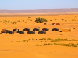 Camp Mbark authentic, glamping site in Mhamid